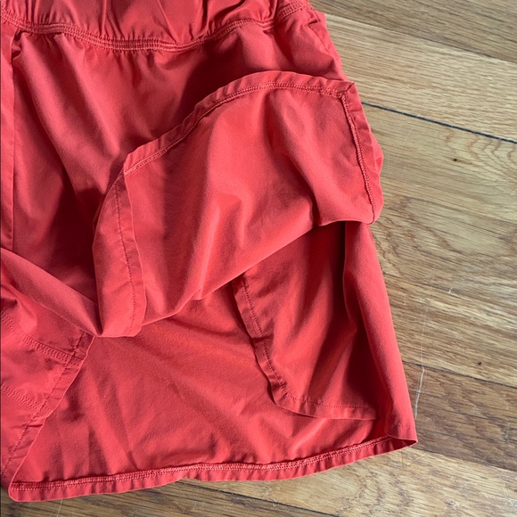 Cotopaxi Tierra Adventure Shorts Womens Large Athletic Lightweight Athletic Red - Picture 3 of 10
